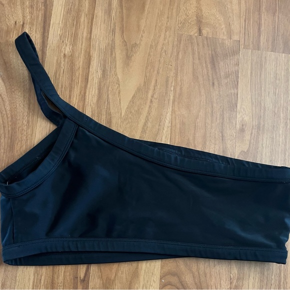 Mikoh Other - Mikoh Classic Black Top